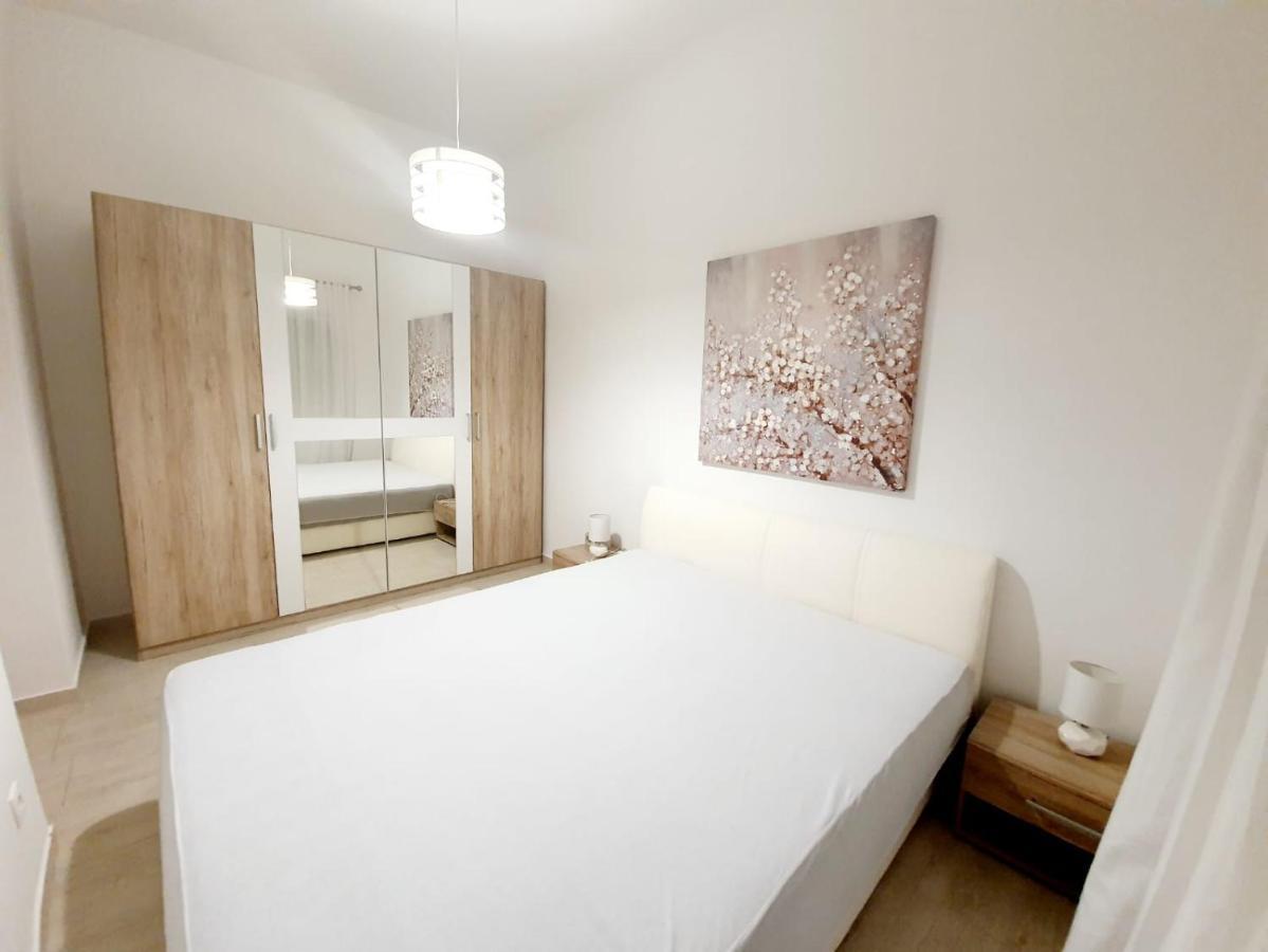 Apartmani Sara Bibinje Extérieur photo