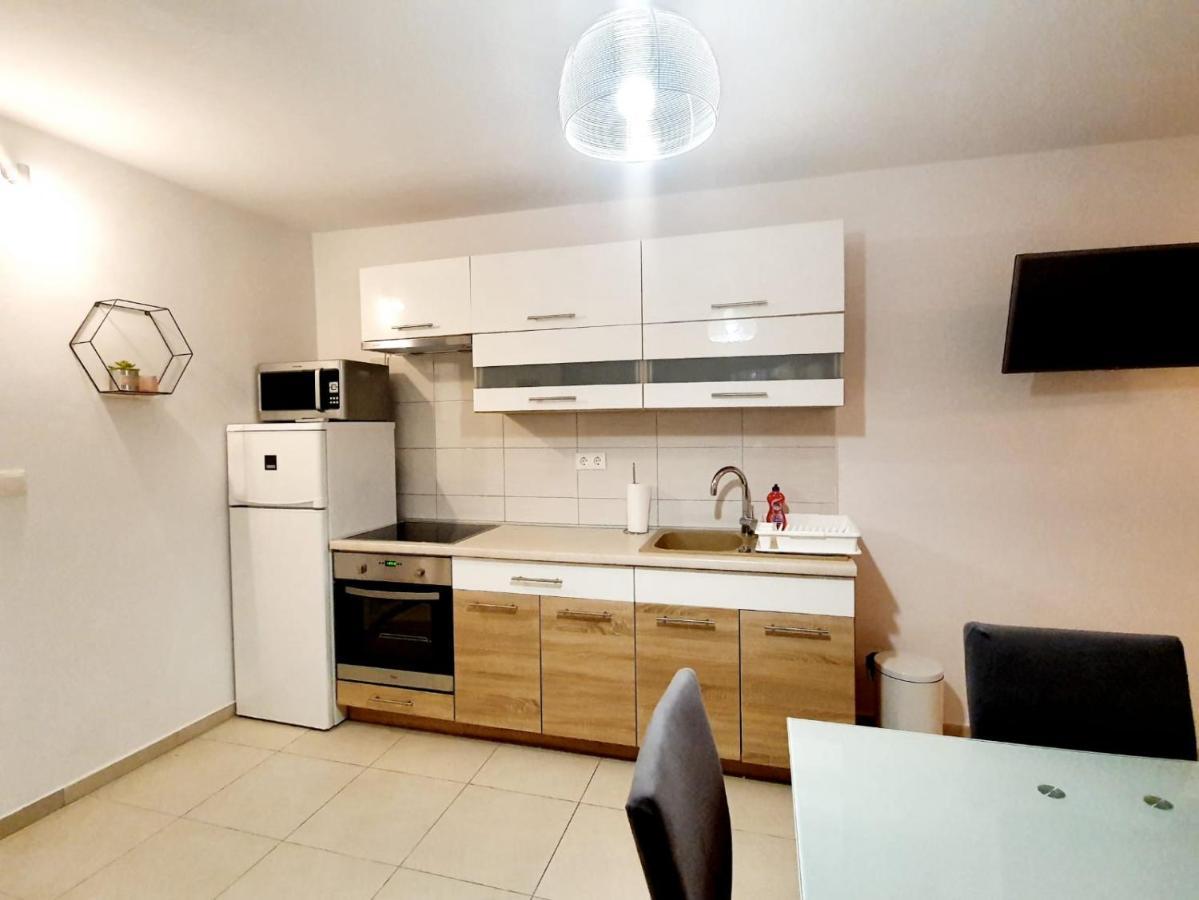 Apartmani Sara Bibinje Extérieur photo