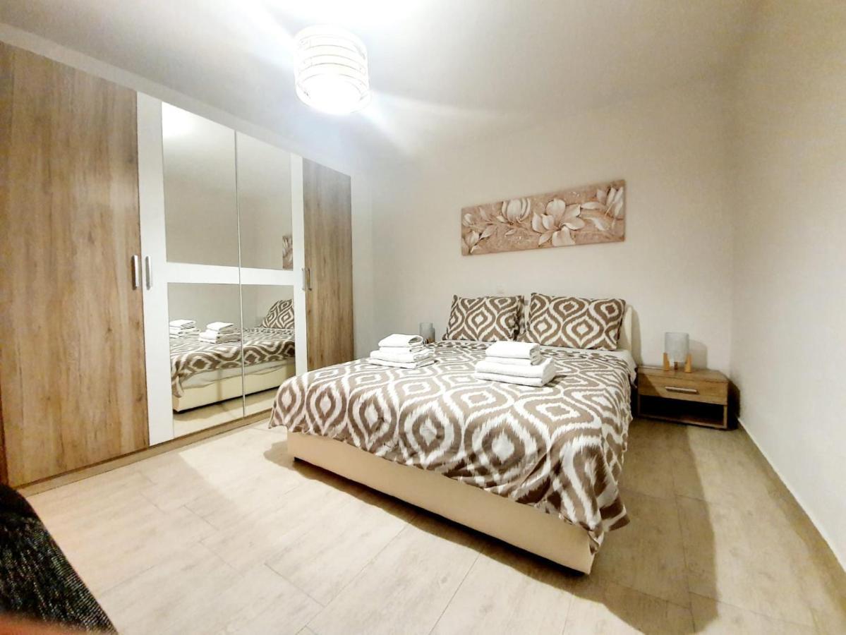 Apartmani Sara Bibinje Extérieur photo